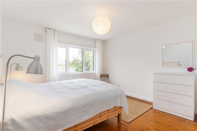 Photo 7 of 14 — 2 Strand Mews, Lea Road, Sandymount, Dublin 4