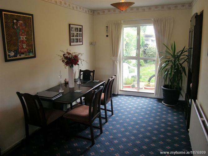 11 Meadowbrook Lawn, Baldoyle, Dublin 13