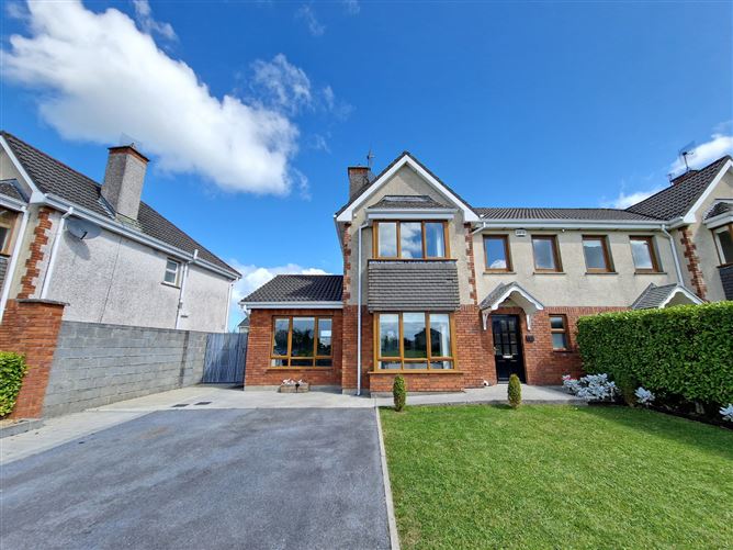 44 The Maples, Oakleigh Wood, Ennis, Co. Clare