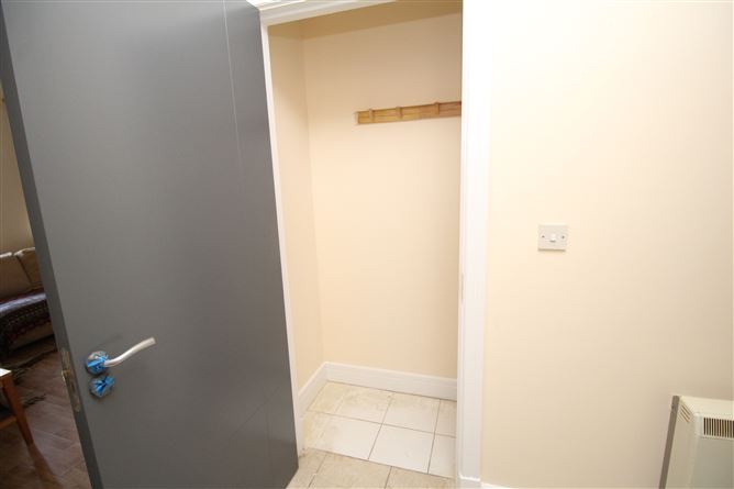 No.7 Sandy Lane, Longford, Longford