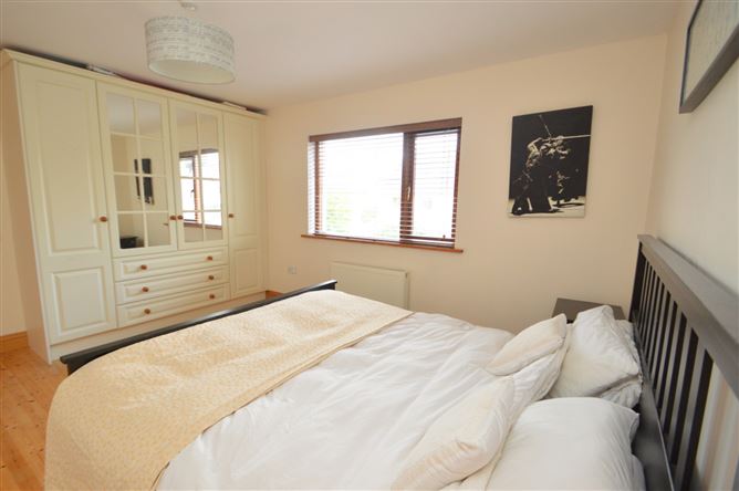 45 The Crescent, Castle Rock, Midleton, Cork