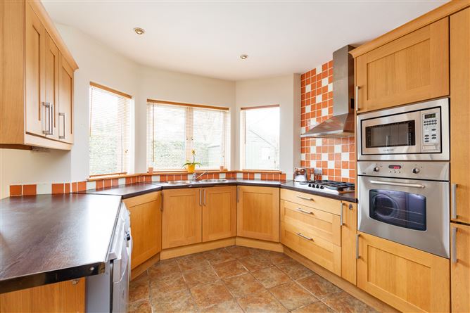 89a Ard na Mara, Millview Road, Malahide, Co. Dublin
