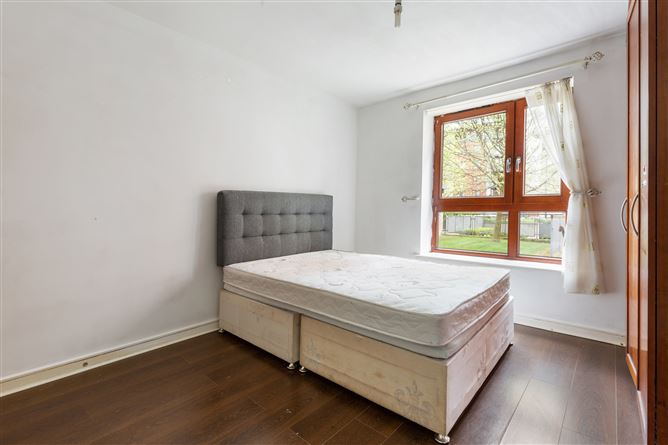 39 Parklands , Santry, Dublin 9