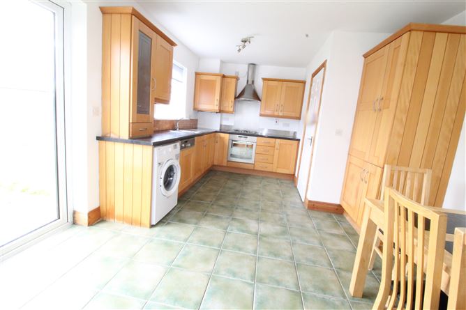 64  An Caislean Drive, Ballincollig, Cork