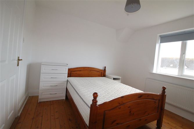 64  An Caislean Drive, Ballincollig, Cork