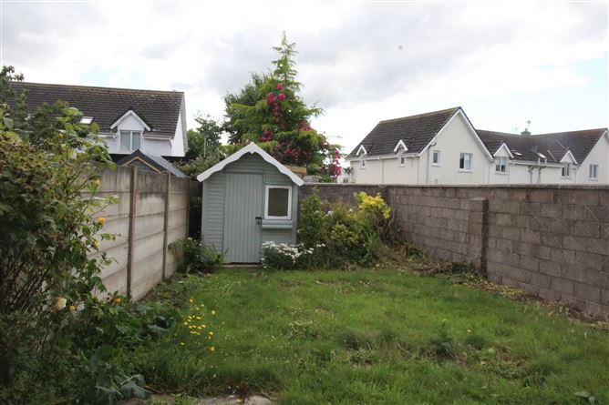 64  An Caislean Drive, Ballincollig, Cork