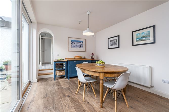 10 Stoneview Place, Dun Laoghaire, Co. Dublin