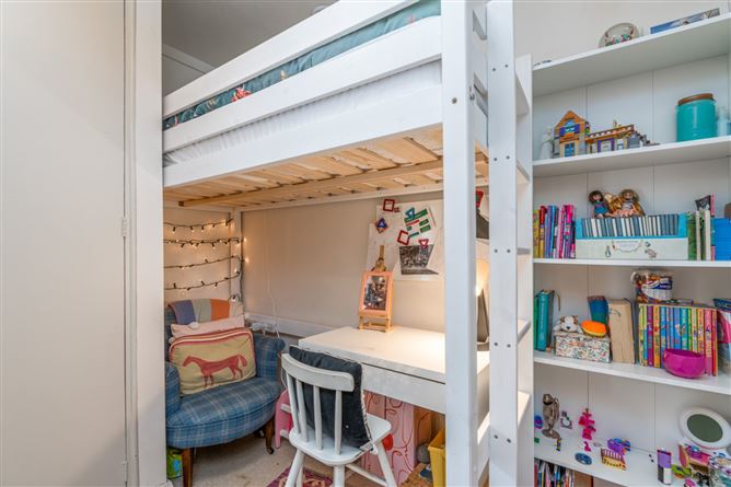 10 Stoneview Place, Dun Laoghaire, Co. Dublin