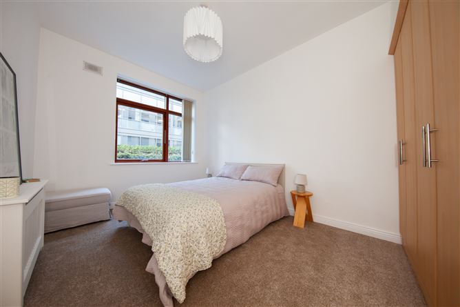 296 Castleforbes Square, IFSC, Dublin 1