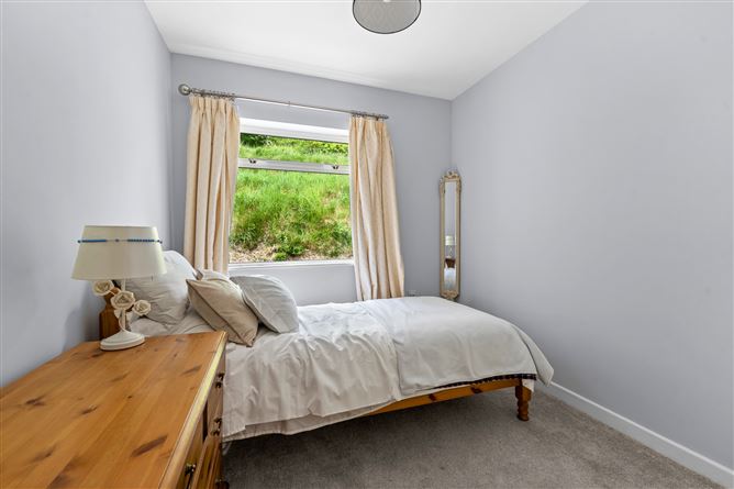 Aerie, East Ferry, Jamesbrook, Midleton, Cork