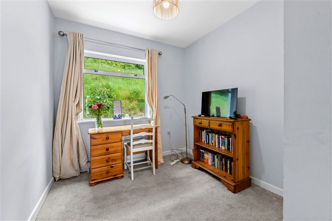 Aerie, East Ferry, Jamesbrook, Midleton, Cork