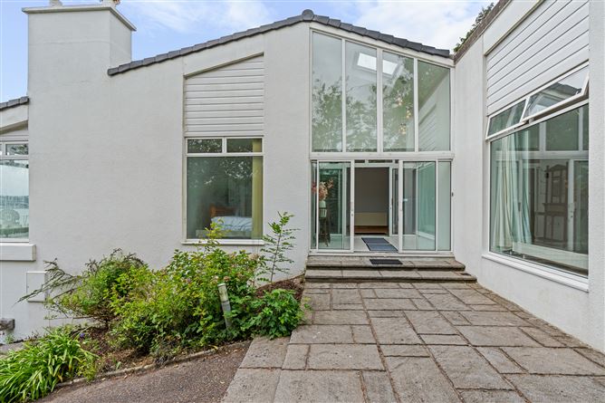 Aerie, East Ferry, Jamesbrook, Midleton, Cork