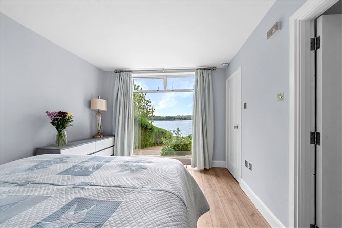 Aerie, East Ferry, Jamesbrook, Midleton, Cork