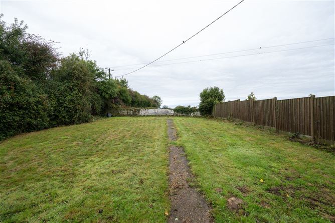 Whitethorn, Waterfall Road, Waterfall, Cork