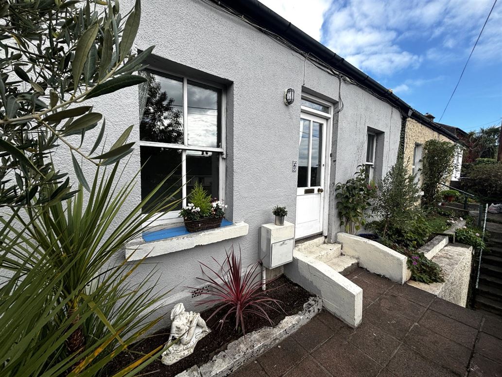 6 Rathmore Terrace, Upper Dargle Road, Bray, Co. Wicklow