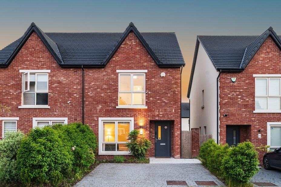26 Whitethorn Square, Whitethorn Village, Naas, Co. Kildare