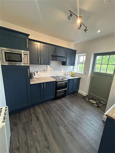 https://photos-a.propertyimages.ie/media/9/0/8/5007809/0ab85acc-b52f-4c8a-9774-2e3edb768e12_l.jpeg