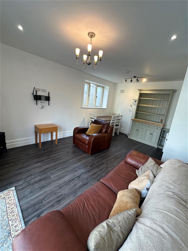 https://photos-a.propertyimages.ie/media/9/0/8/5007809/0ab85acc-b52f-4c8a-9774-2e3edb768e12_l.jpeg