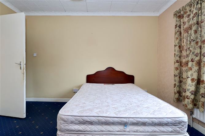 Photo 18 of 26 — 34 Clonbrusk, Athlone, Co. Westmeath