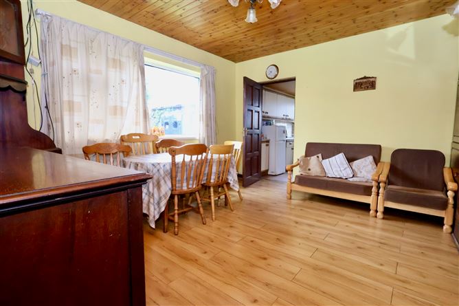 Photo 6 of 26 — 34 Clonbrusk, Athlone, Co. Westmeath