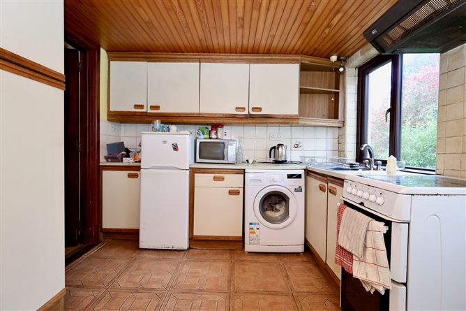 Photo 8 of 26 — 34 Clonbrusk, Athlone, Co. Westmeath