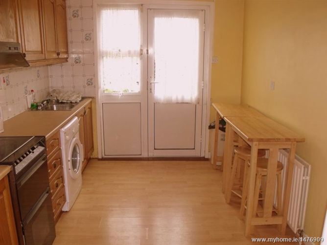 Photo 12 of 14 — 38 Ardmore Drive, Artane, Dublin 5
