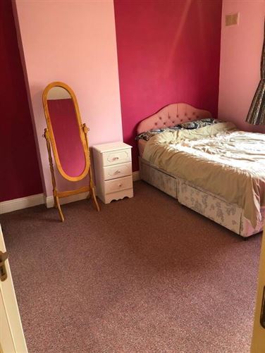 24 The Grange, Johns Hill, Waterford City, Waterford