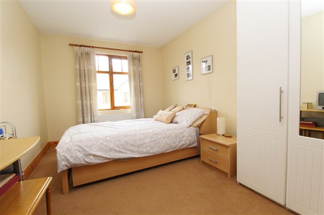 57 Woodbrook Hall, Riverwood Road, Castleknock, Dublin 15