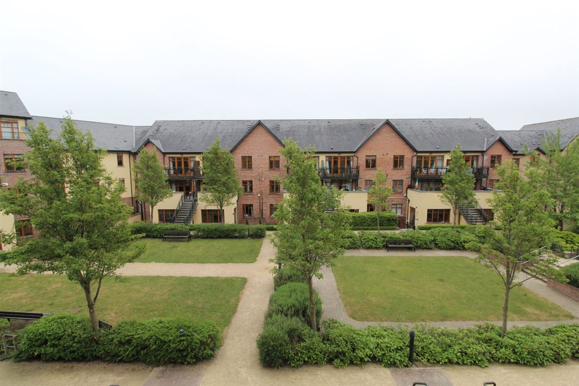 57 Woodbrook Hall, Riverwood Road, Castleknock, Dublin 15