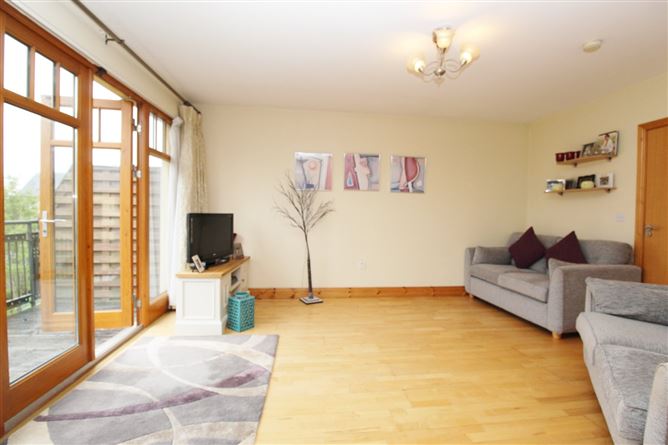 57 Woodbrook Hall, Riverwood Road, Castleknock, Dublin 15