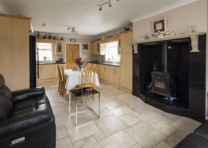 Newcastle, Enfield, Meath