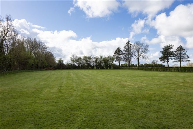 Newcastle, Enfield, Meath