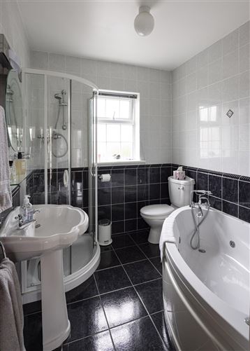 Newcastle, Enfield, Meath