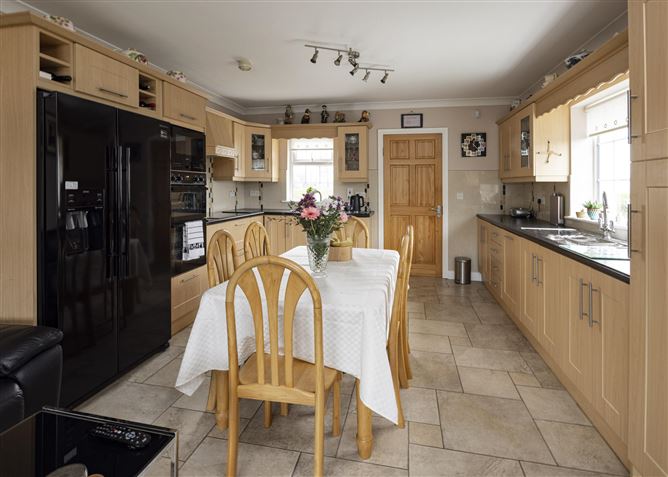 Newcastle, Enfield, Meath