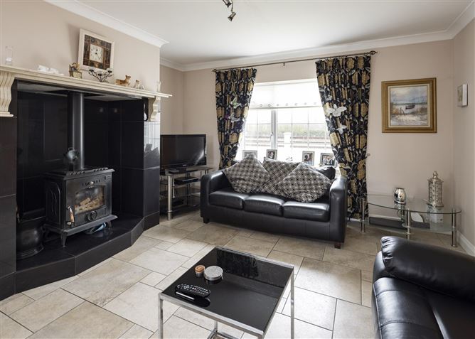 Newcastle, Enfield, Meath