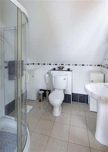 Newcastle, Enfield, Meath