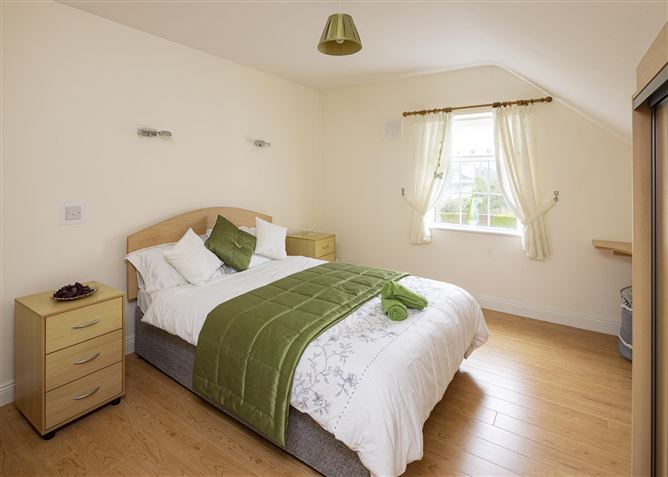 Newcastle, Enfield, Meath