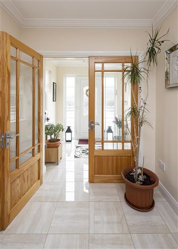 Newcastle, Enfield, Meath