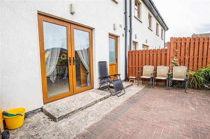 45 Castlecourt, Castlerock, Bunclody, Co. Wexford