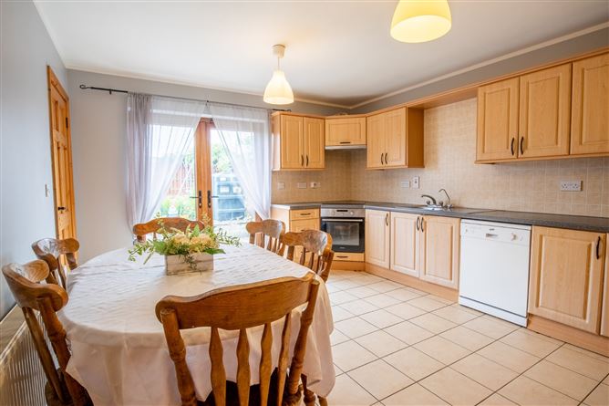 45 Castlecourt, Castlerock, Bunclody, Co. Wexford