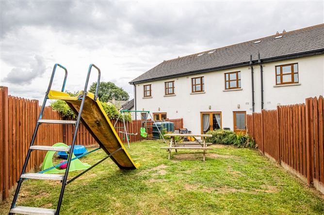 45 Castlecourt, Castlerock, Bunclody, Co. Wexford