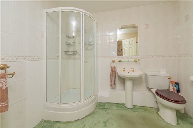 6 The Yew, Carysfort Hall, Carysfort Park, Blackrock, County Dublin