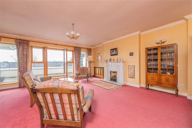 6 The Yew, Carysfort Hall, Carysfort Park, Blackrock, County Dublin