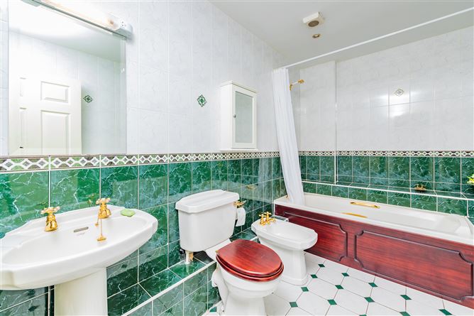 6 The Yew, Carysfort Hall, Carysfort Park, Blackrock, County Dublin