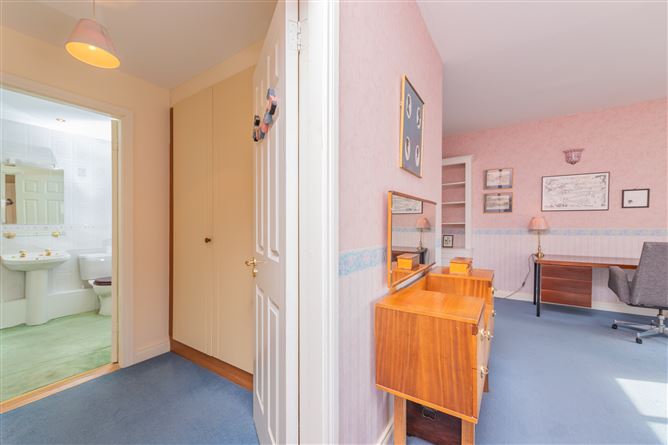 6 The Yew, Carysfort Hall, Carysfort Park, Blackrock, County Dublin