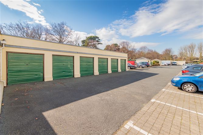 6 The Yew, Carysfort Hall, Carysfort Park, Blackrock, County Dublin