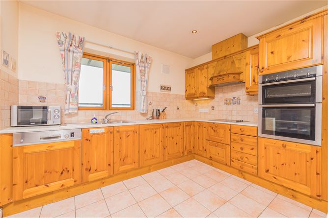 6 The Yew, Carysfort Hall, Carysfort Park, Blackrock, County Dublin