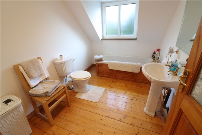 24 The Estuary, Carrigaline, Cork