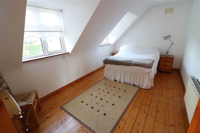24 The Estuary, Carrigaline, Cork