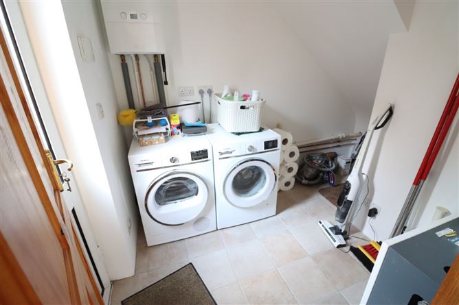 24 The Estuary, Carrigaline, Cork